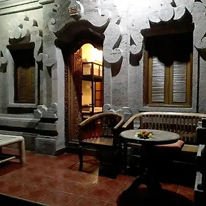 https://uma-kutuh-bungalows.ubudhotelsnow.com