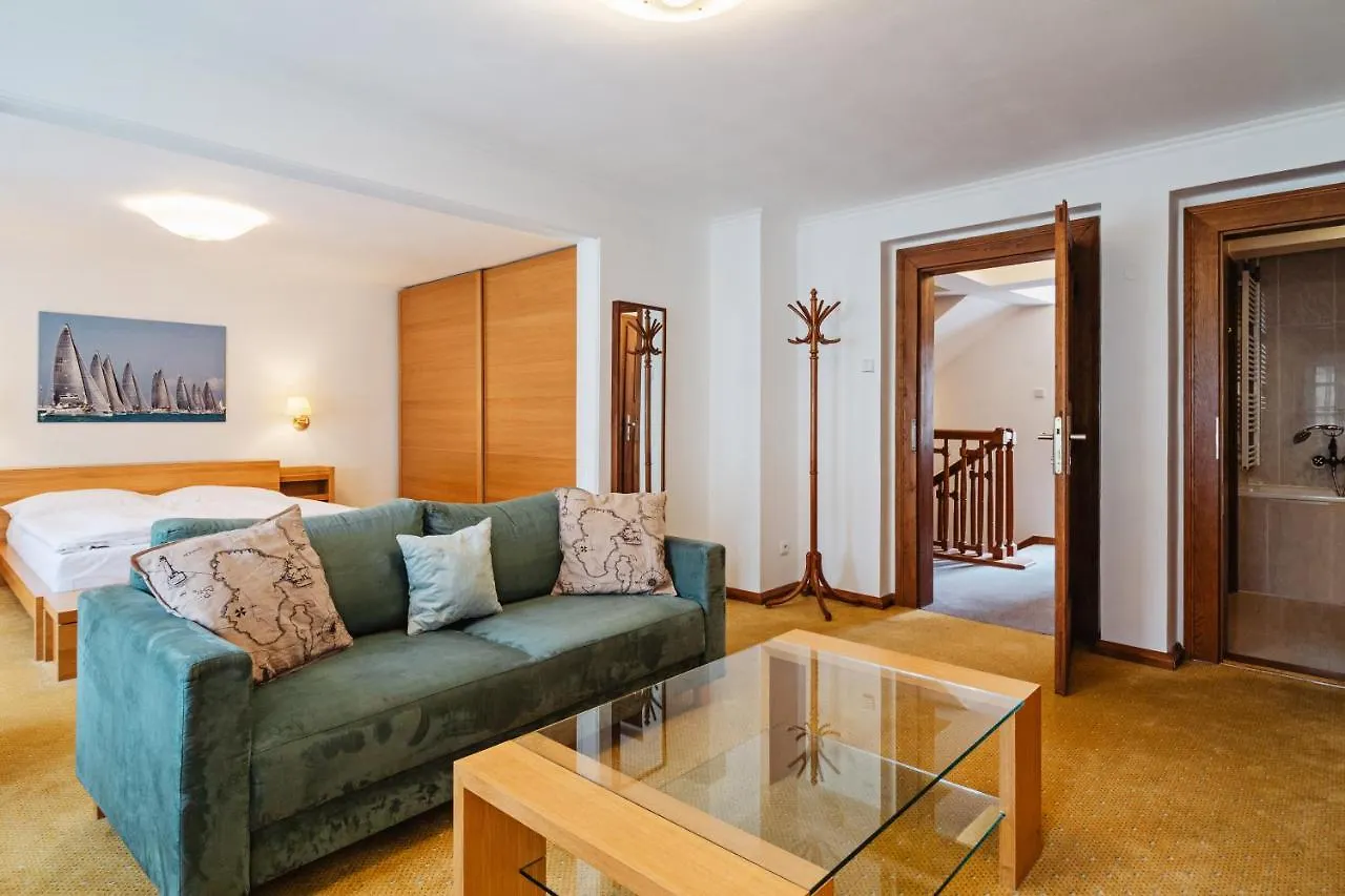 Hotel U Modreho Orla - At The Blue Eagle Praga